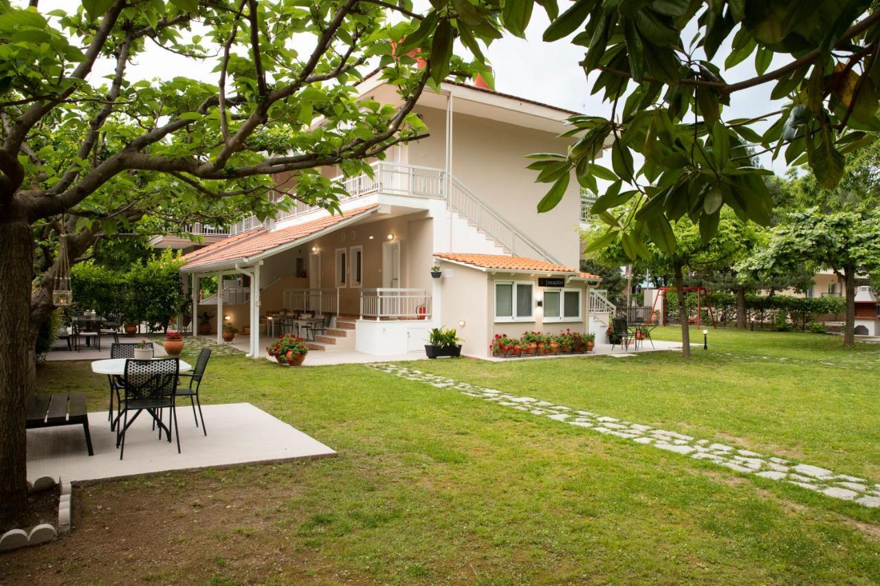 Evaggelia Apartment *